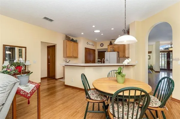 $3,600 | 10001 Highland Woods Court, Orlando, FL 32836