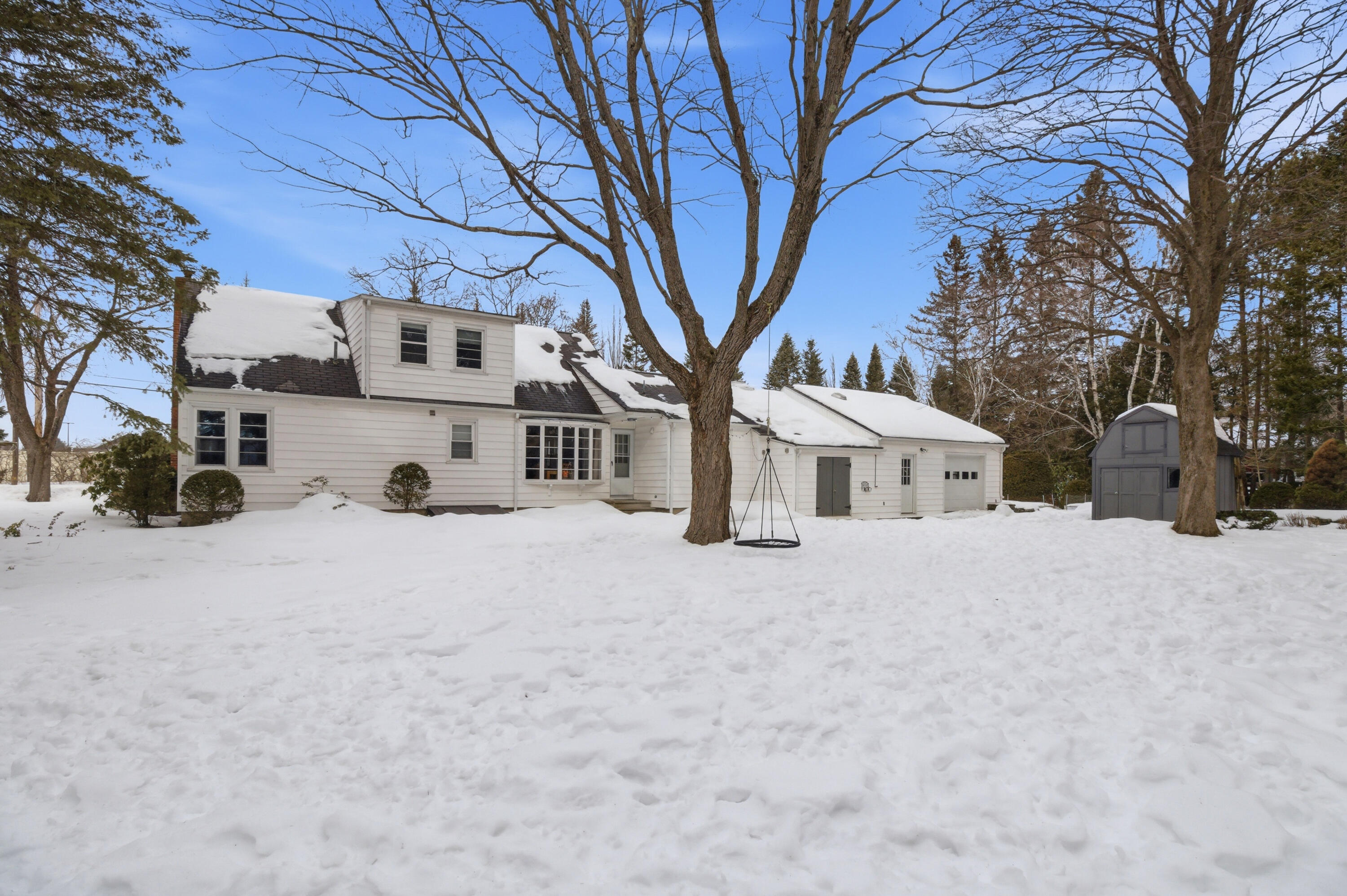 44 O'connell Street Lewiston, ME 04240 - Photo 3 of 61 44 OConnell Lewiston-7