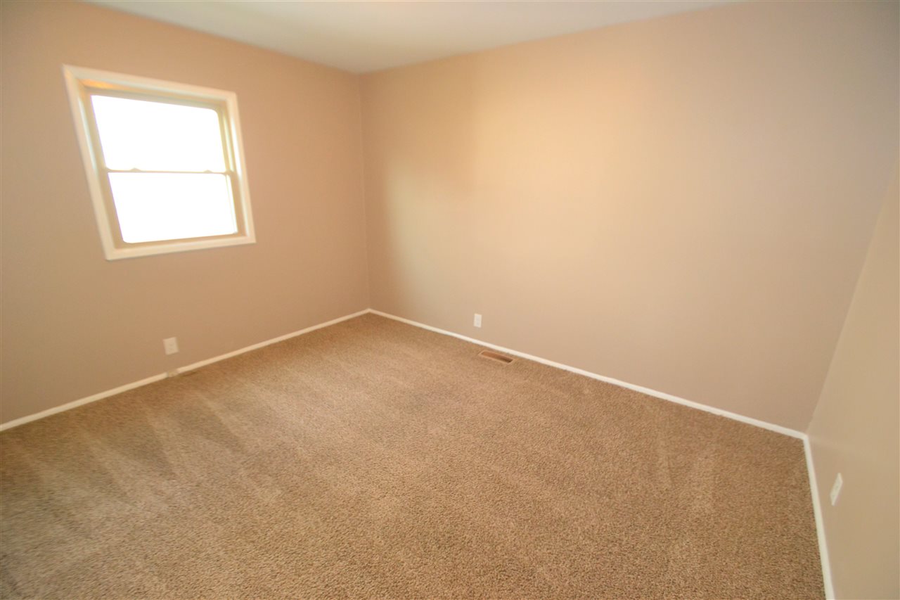 618 North Shellbark Road Muncie, IN 47304 - Photo 15 of 20
