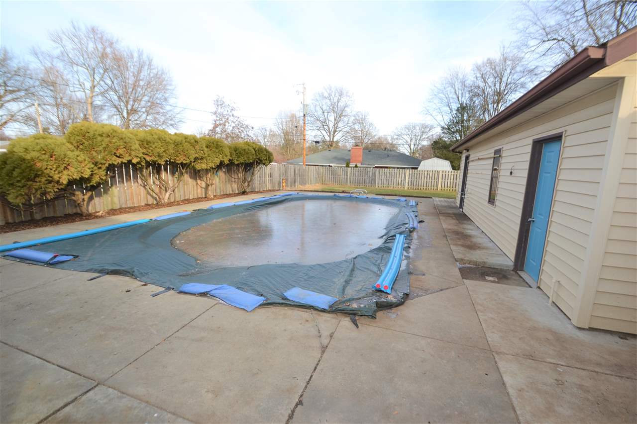 618 North Shellbark Road Muncie, IN 47304 - Photo 19 of 20