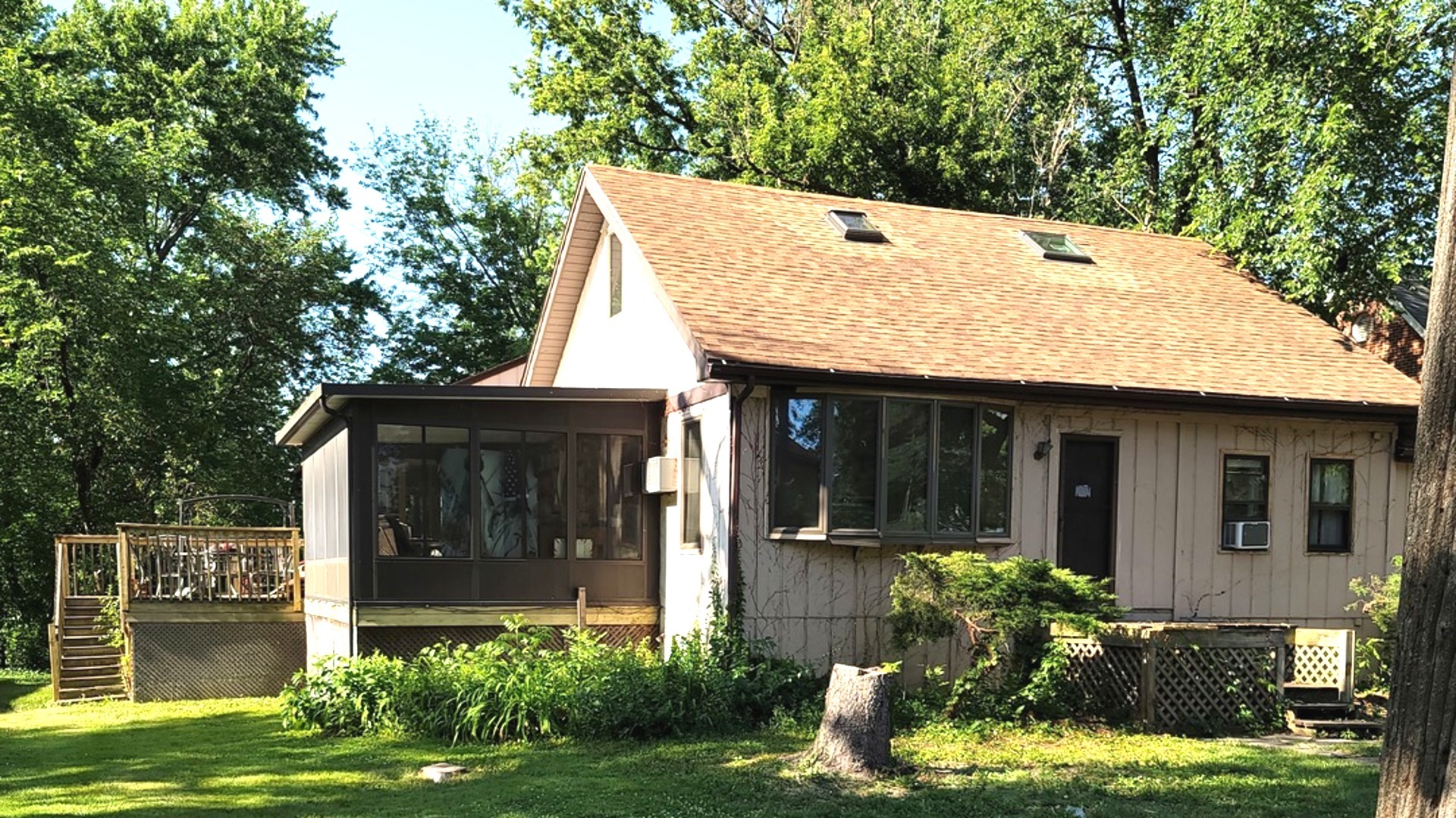 2166 Maple Road Homewood, IL 60430 - Photo 1 of 13 a view of a house with yard and plants
