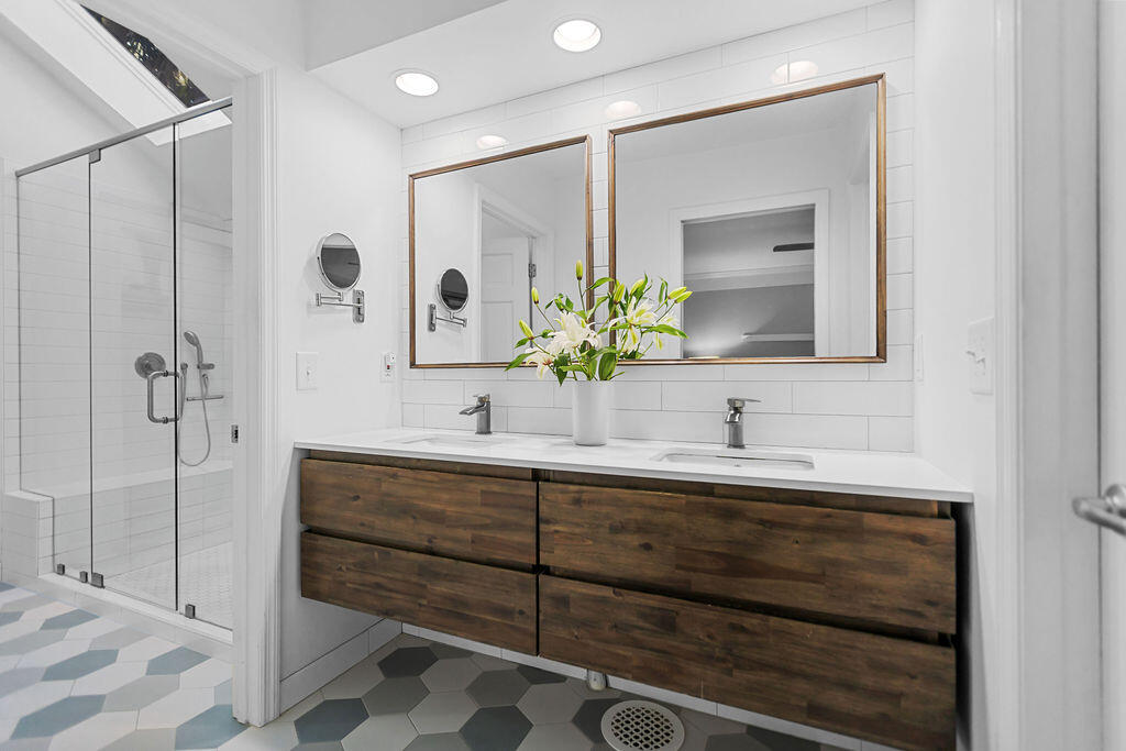 2963 Seabrook Island Road Seabrook Island, SC 29455 - Photo 30 of 123 2963-Seabrook-Island-Road-32