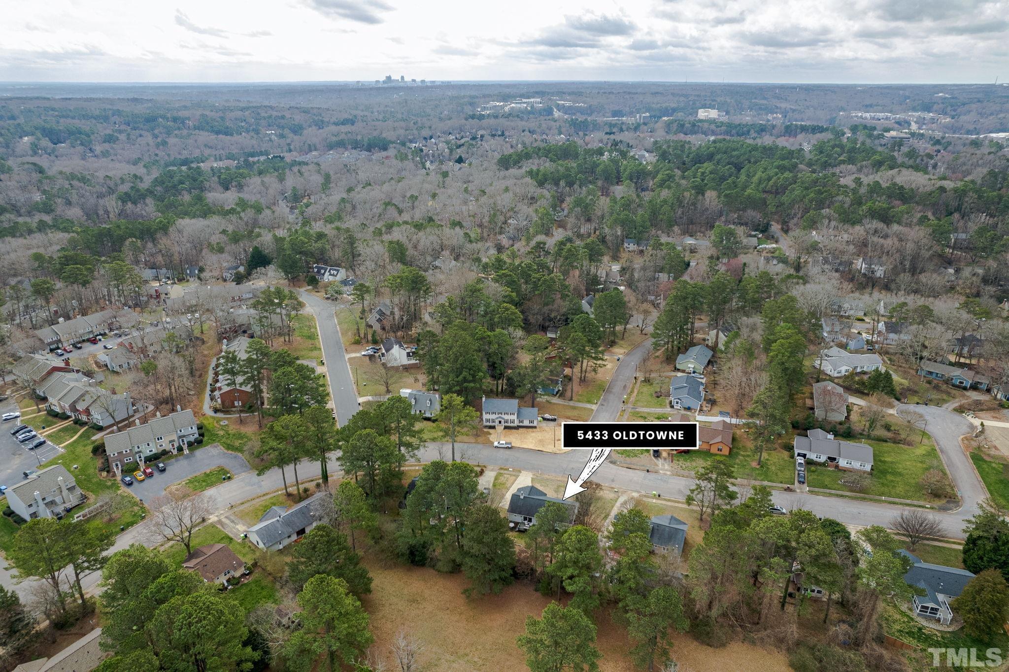 5433 Old Towne Road Raleigh, NC 27612 - Photo 8 of 32 an aerial view of multiple house