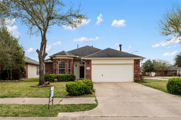 $1,900 | 7431 Sabinal Creek Drive, Richmond, TX 77407