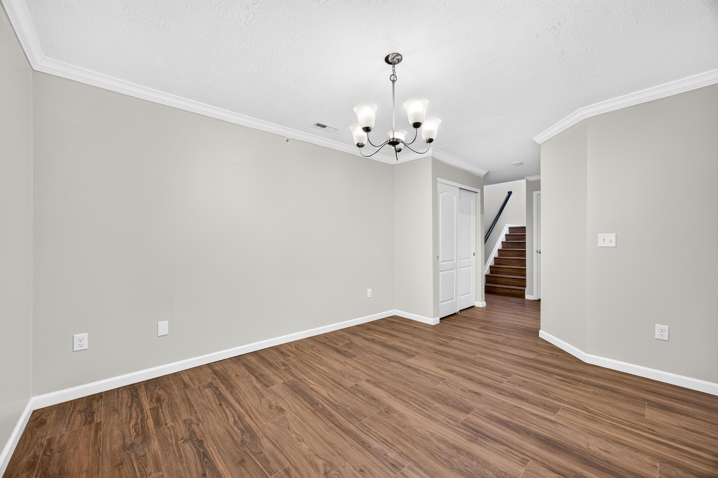 2363 Piazza Ridge Covington, KY 41017 - Photo 10 of 47 IMG_5339