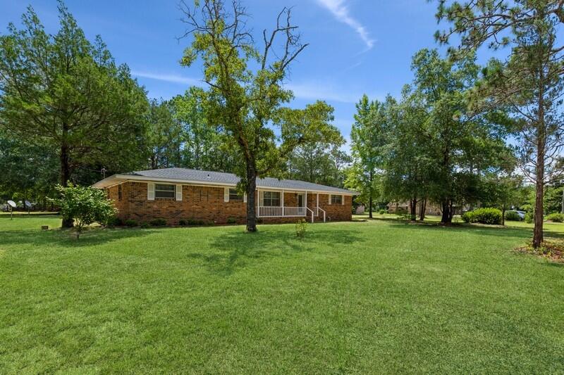 5365 Monterrey Road Crestview, FL 32539 - Photo 1 of 34 Gallery Image 1