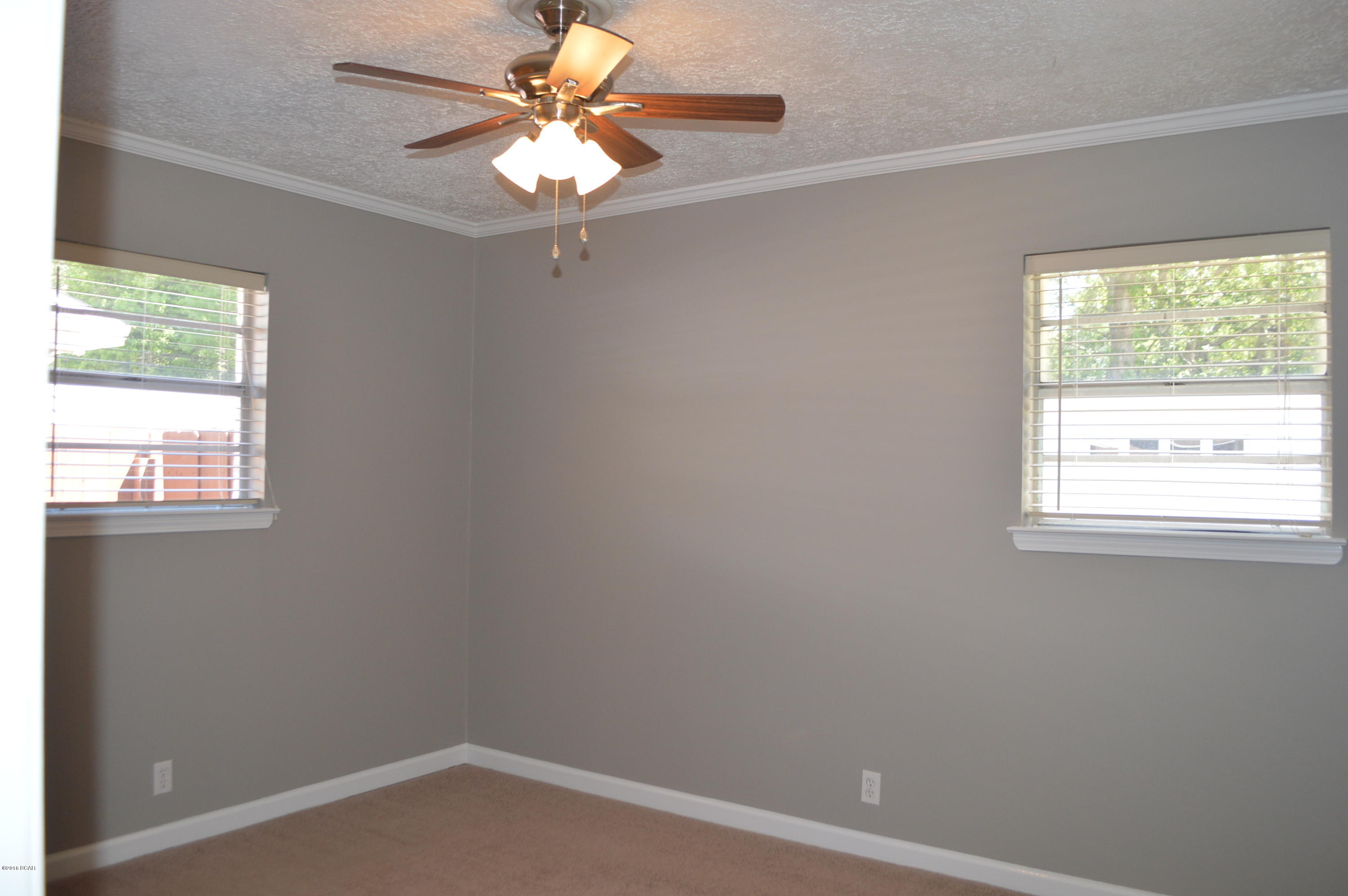 918 Green Tree Road Springfield, FL 32401 - Photo 13 of 18 Gallery Image 13