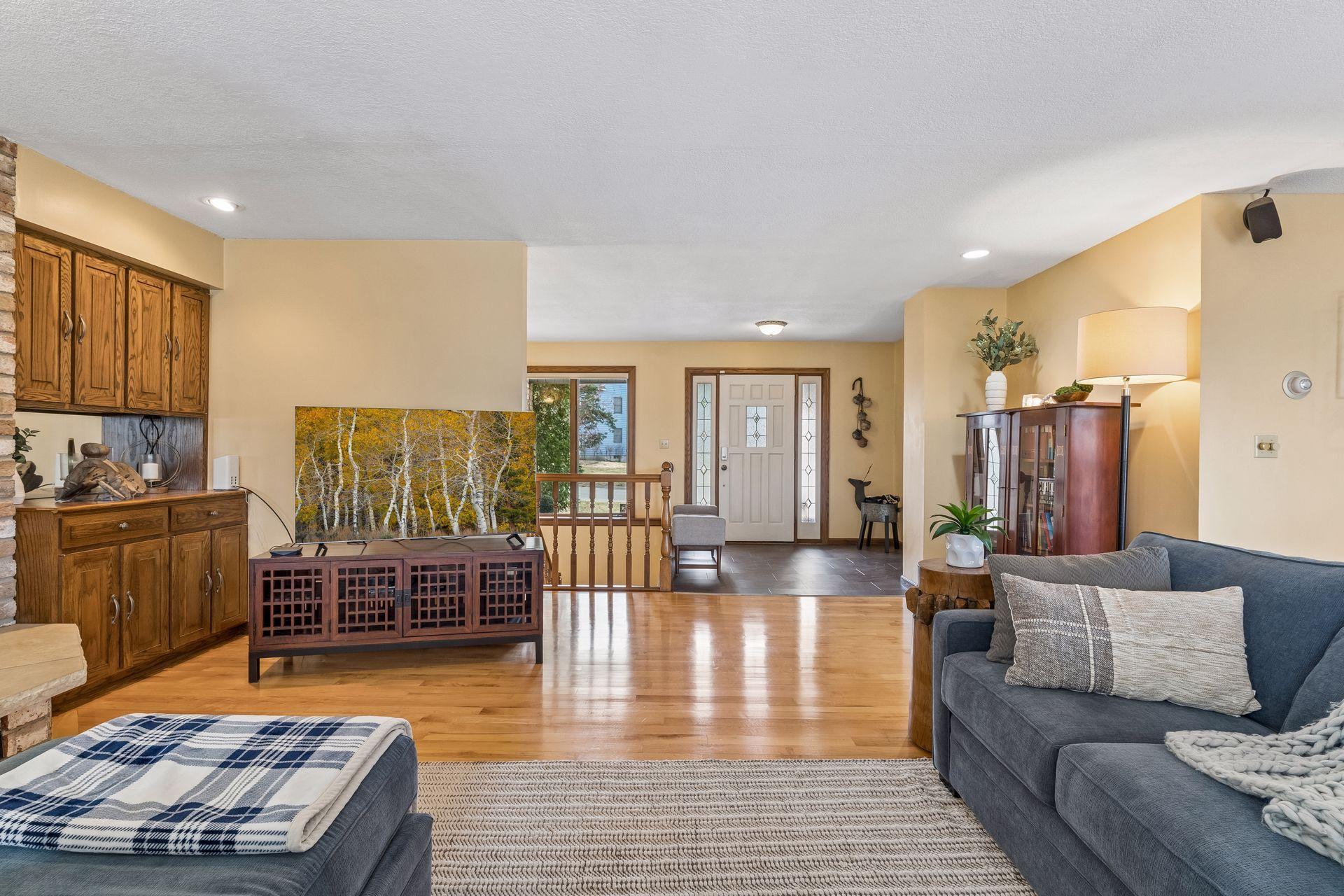 1638 Celia Road Mendota Heights, MN 55118 - Photo 12 of 59