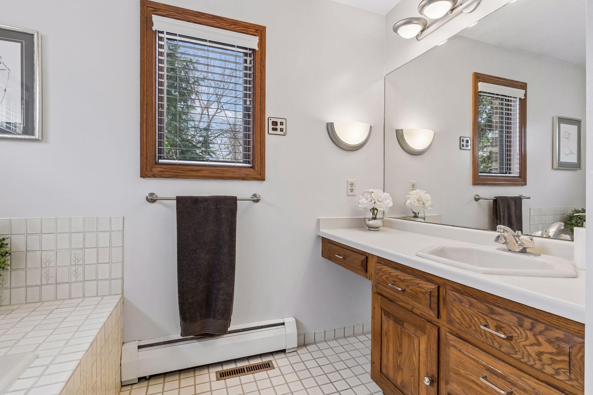 1638 Celia Road Mendota Heights, MN 55118 - Photo 33 of 59