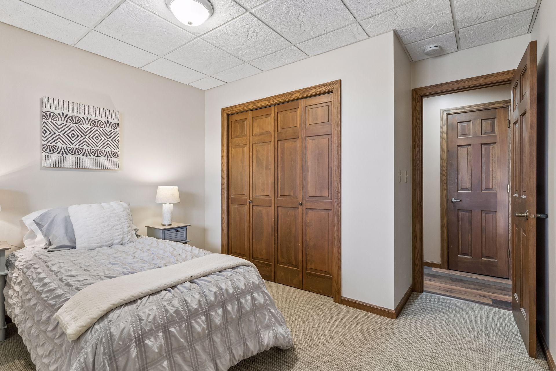 1638 Celia Road Mendota Heights, MN 55118 - Photo 43 of 59