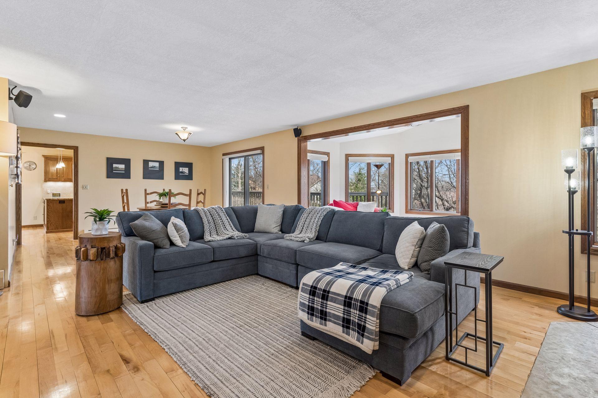 1638 Celia Road Mendota Heights, MN 55118 - Photo 5 of 59