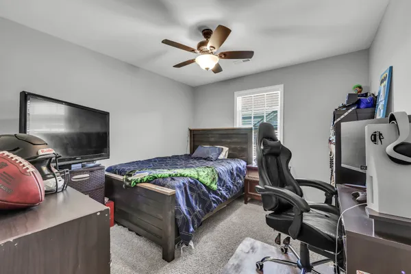 $420,000 | 1783 Oak Frst Drive, Clarksville, TN 37043