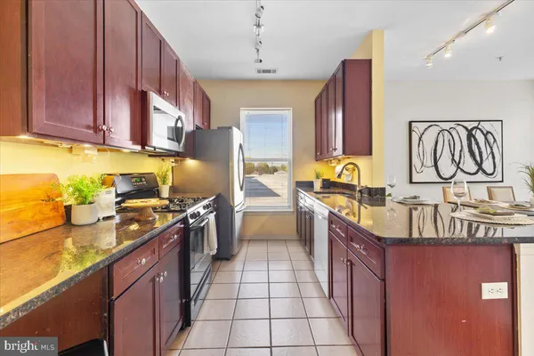 $2,750 | 8045 Newell Street, Unit 107, Silver Spring, MD 20910