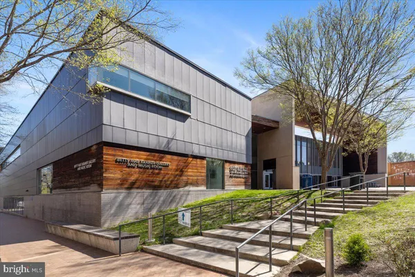 $2,750 | 8045 Newell Street, Unit 107, Silver Spring, MD 20910