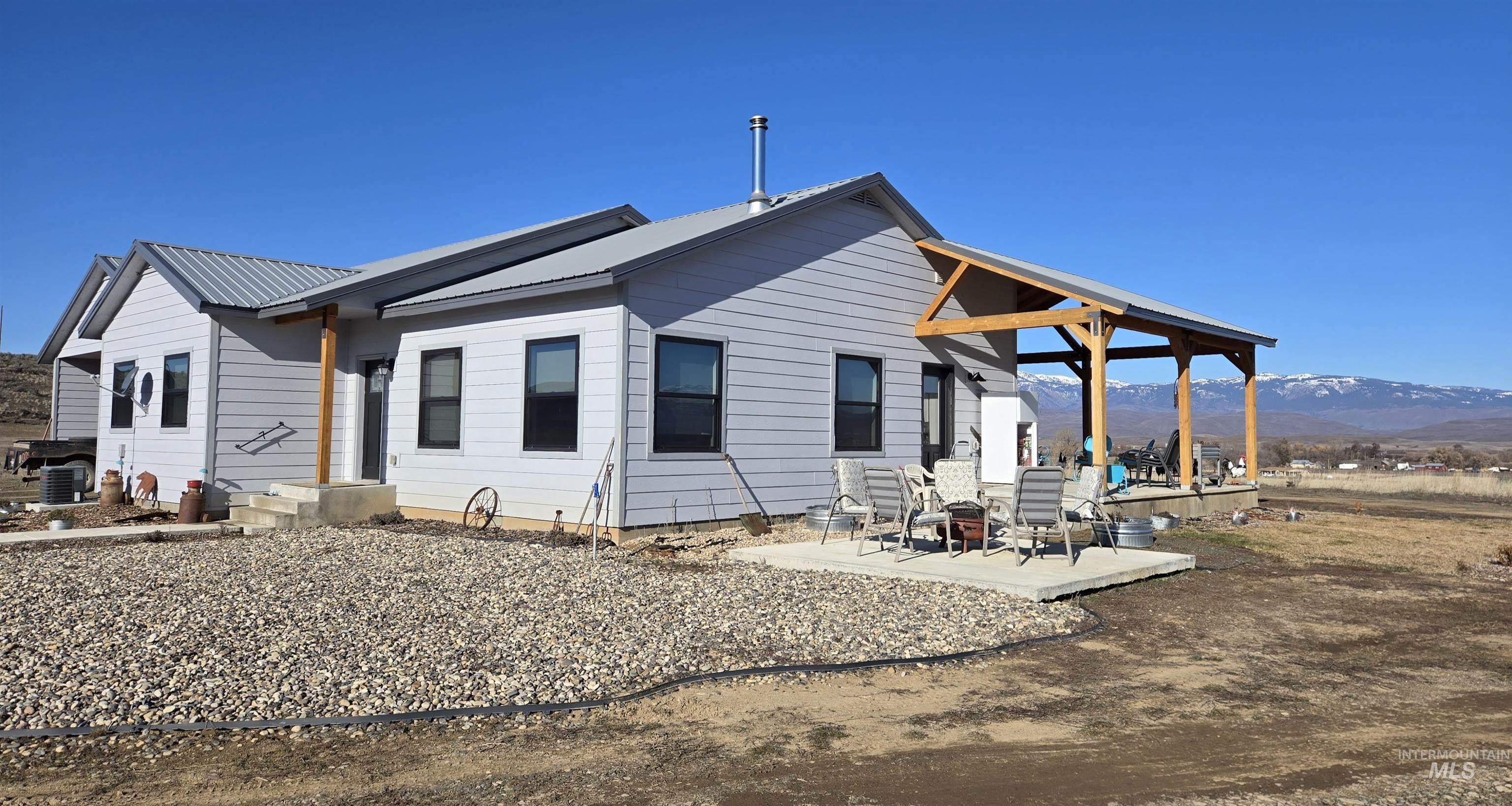 3209 Schwenkfelder Road Cambridge, ID 83610 - Photo 3 of 38