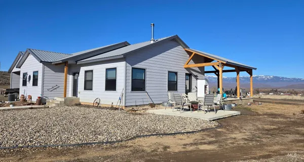 $795,000 | 3209 Schwenkfelder Road, Cambridge, ID 83610
