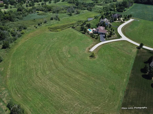 $150,000 | 6 Derek Drive, Elburn, IL 60119