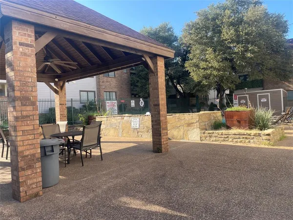 $117,000 | 2310 Bamboo Drive, Unit J207, Arlington, TX 76006