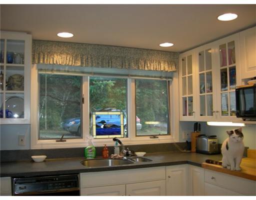 74 Ferry Road Hancock, ME 04640 - Photo 4 of 10 Kitchen.