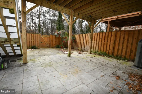 $3,600 | 6031 Lands End Lane, Alexandria, VA 22315