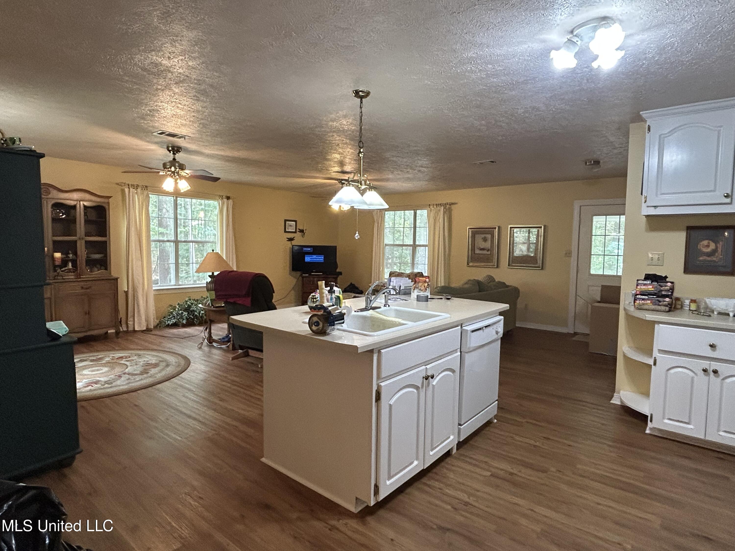 2255 Palestine Road Picayune, MS 39466 - Photo 21 of 27 IMG_3019