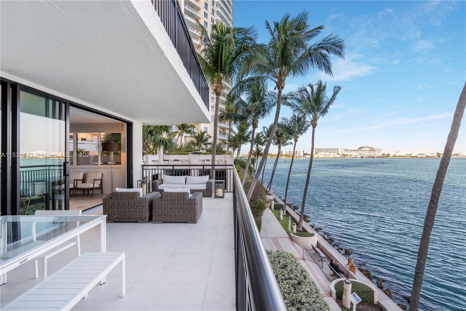 540 Brickell Key Drive, Unit 320 Miami, FL 33131 - Photo 25 of 32 a living room with furniture