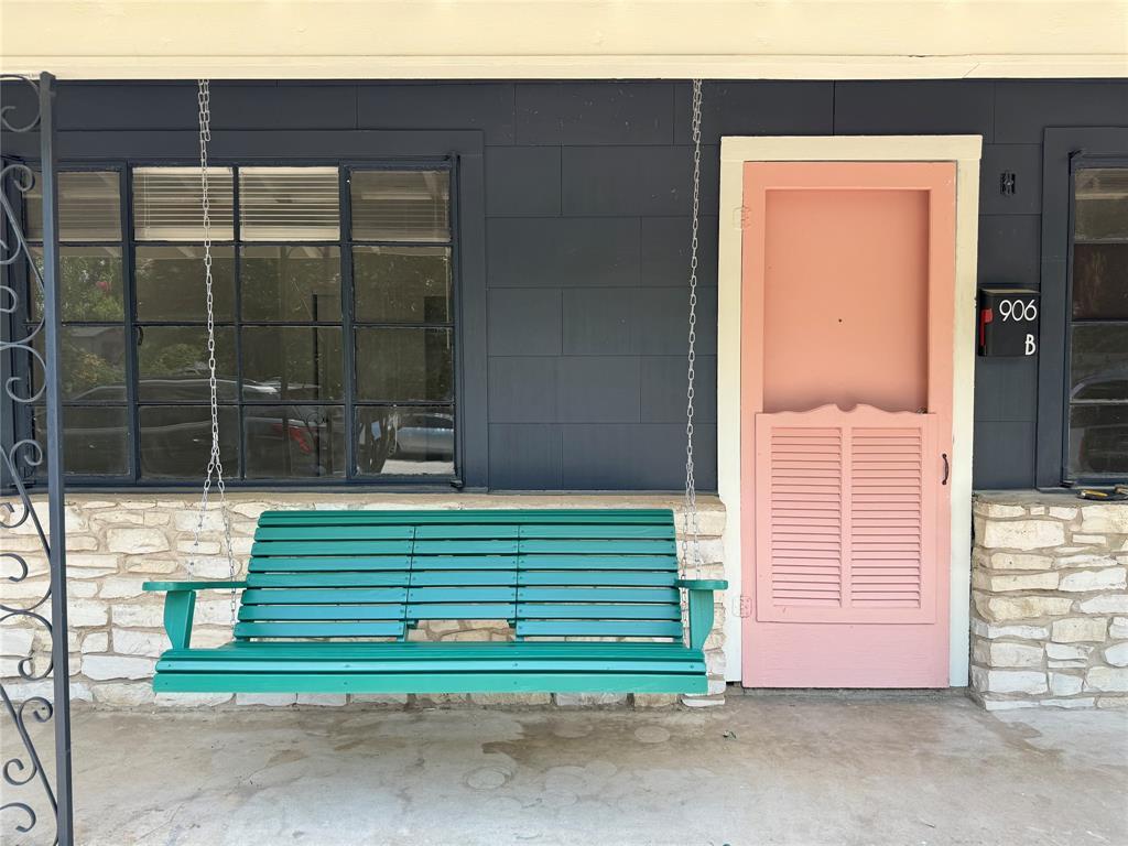 906 East 46th Street, Unit B Austin, TX 78751 - Photo 4 of 11