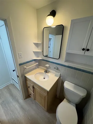 $1,700 | 906 East 46th Street, Unit B, Austin, TX 78751