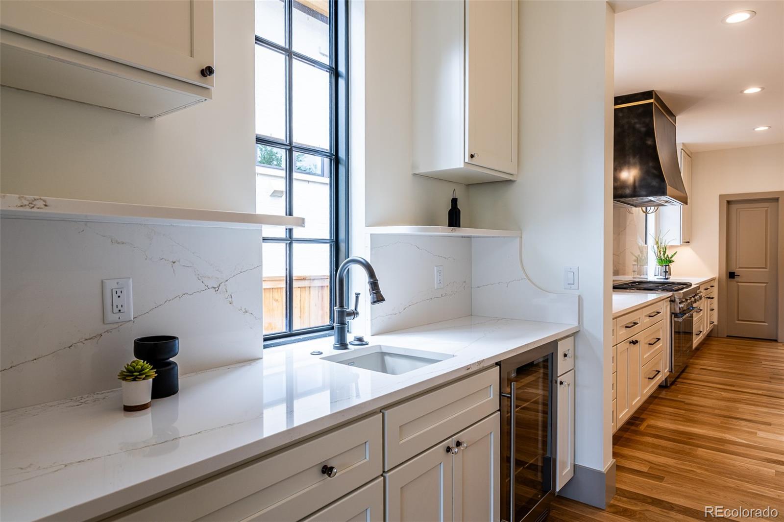 801 Medea Way Denver, CO 80209 - Photo 13 of 40