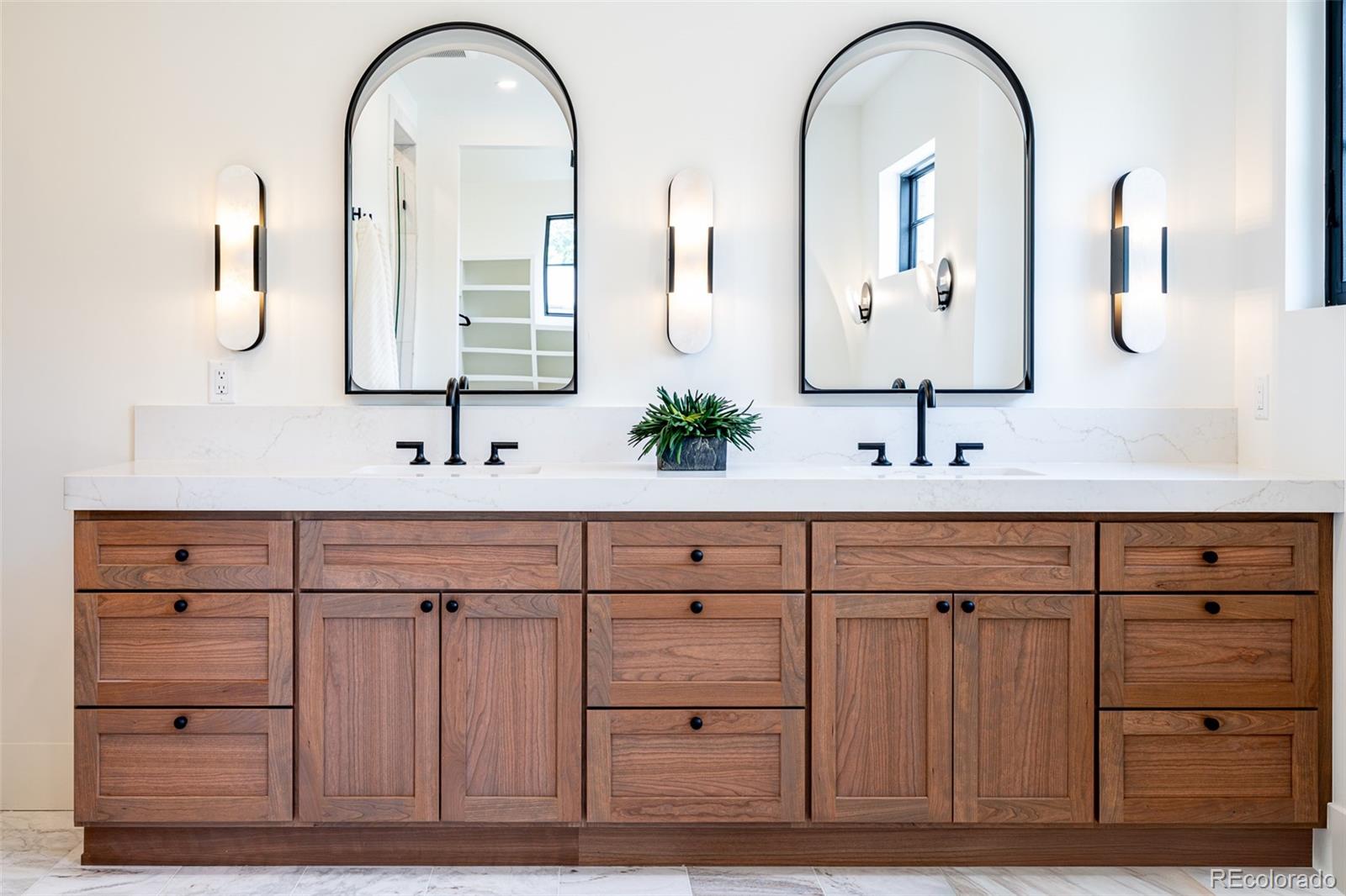 801 Medea Way Denver, CO 80209 - Photo 23 of 40