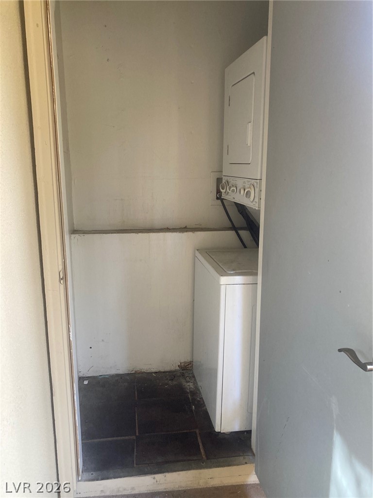 1828 North Decatur Boulevard, Unit 201 Las Vegas, NV 89108 - Photo 19 of 30 Washer & Dryer inside closet