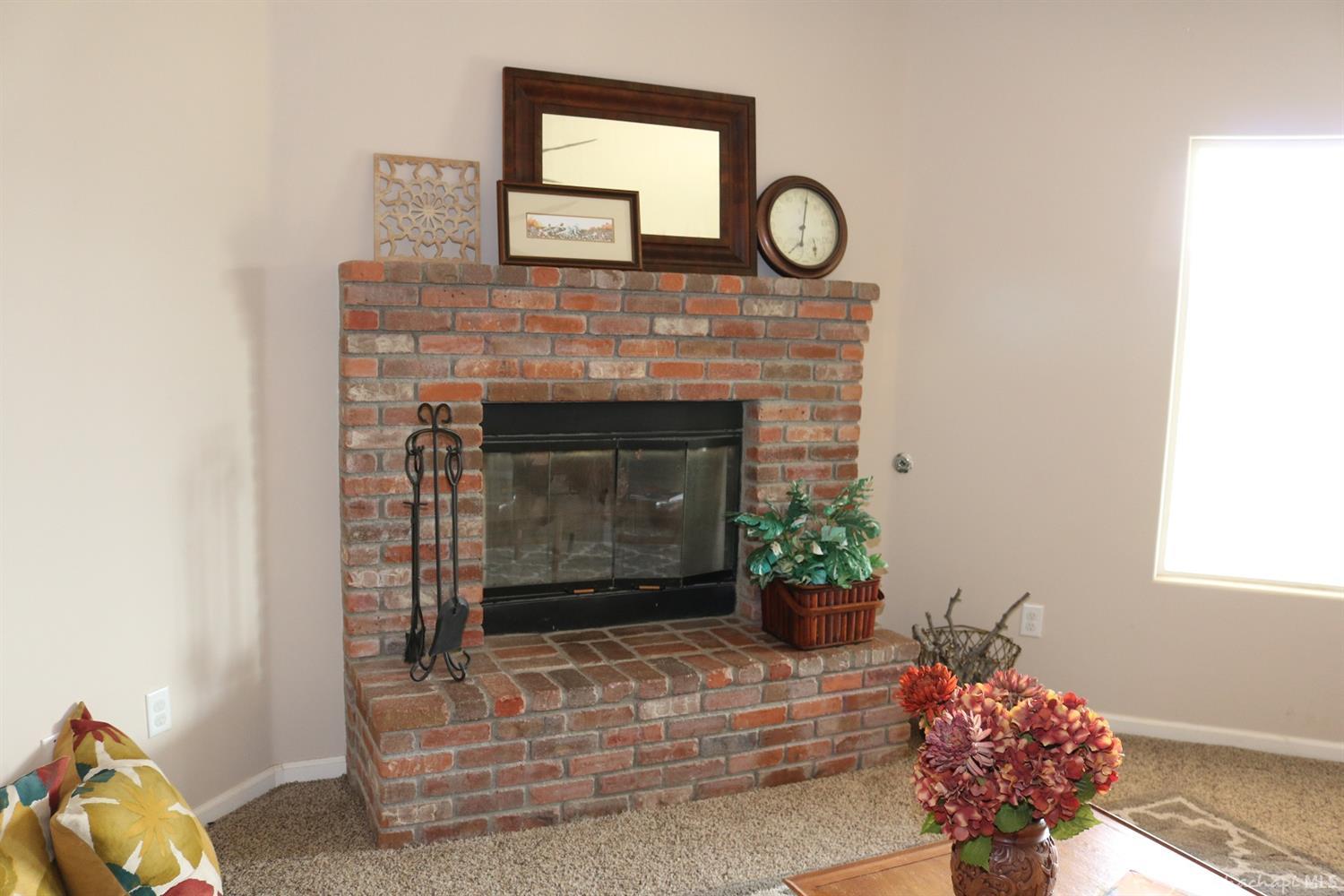 19412 Meadows Road Tehachapi, CA 93561 - Photo 19 of 45 Gallery Image 19