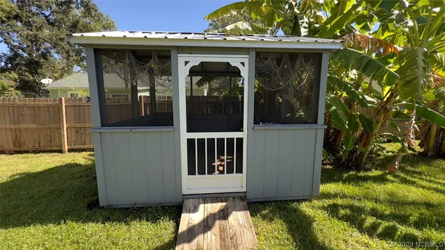 a view of a door of the house