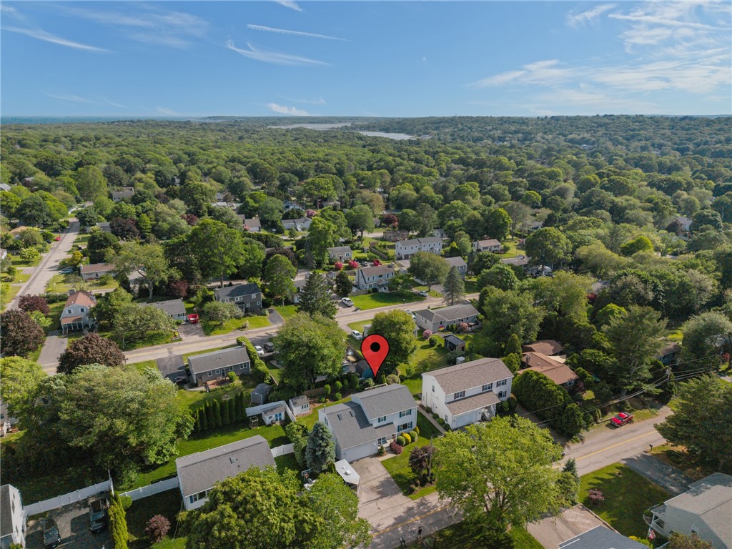40 Conanicus Road Narragansett, RI 02882 - Photo 6 of 49