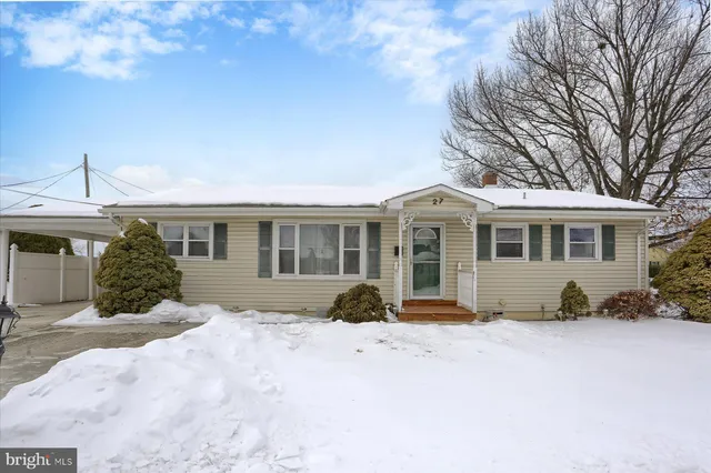 $284,900 | 27 Nissley Drive, Middletown, PA 17057