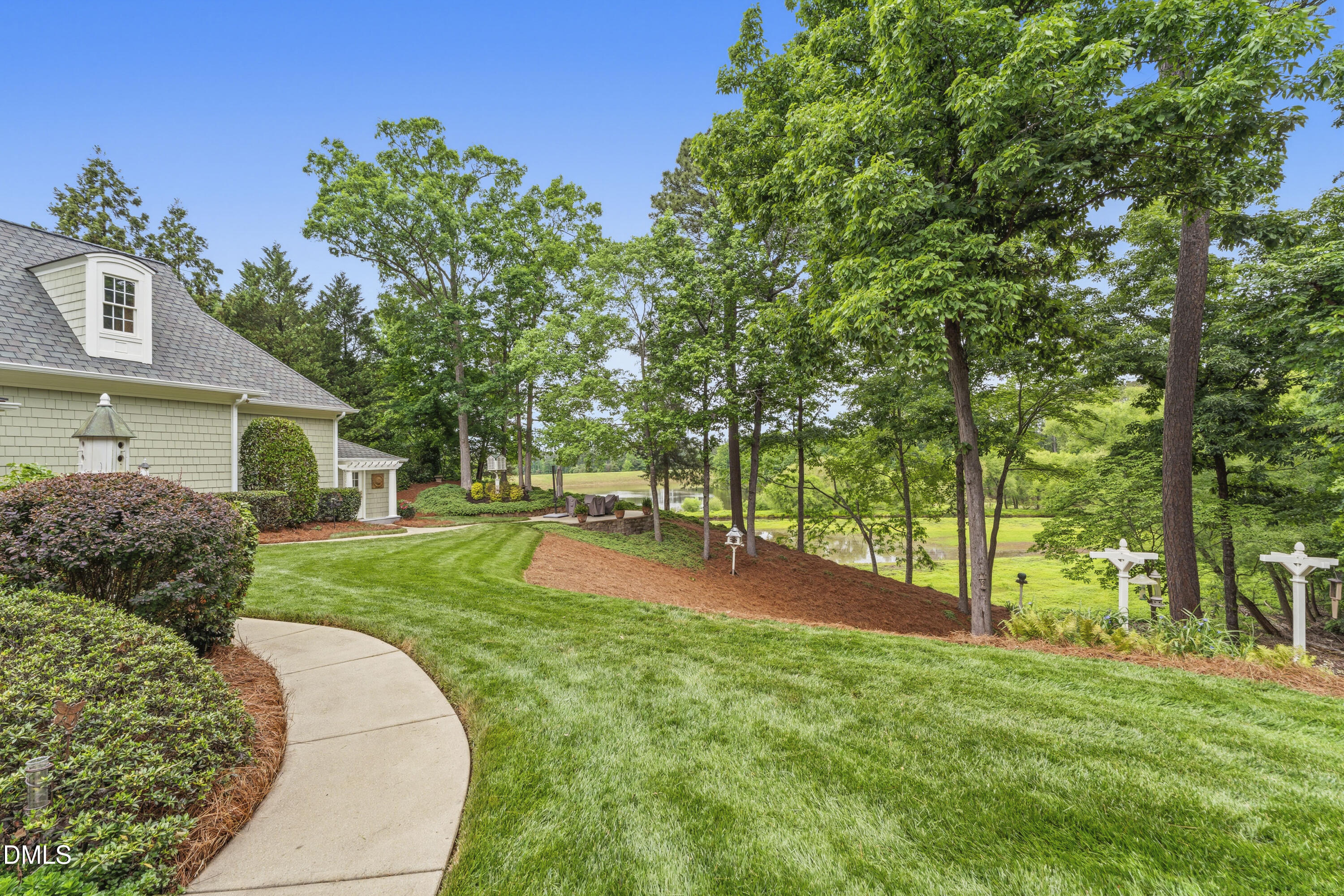 303 Pond Bluff Way Cary, NC 27513 - Photo 74 of 106 photos_high_resolution_DSC07462