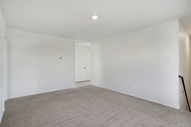 $199,900 | 10515 Varmus Drive, Converse, TX 78109