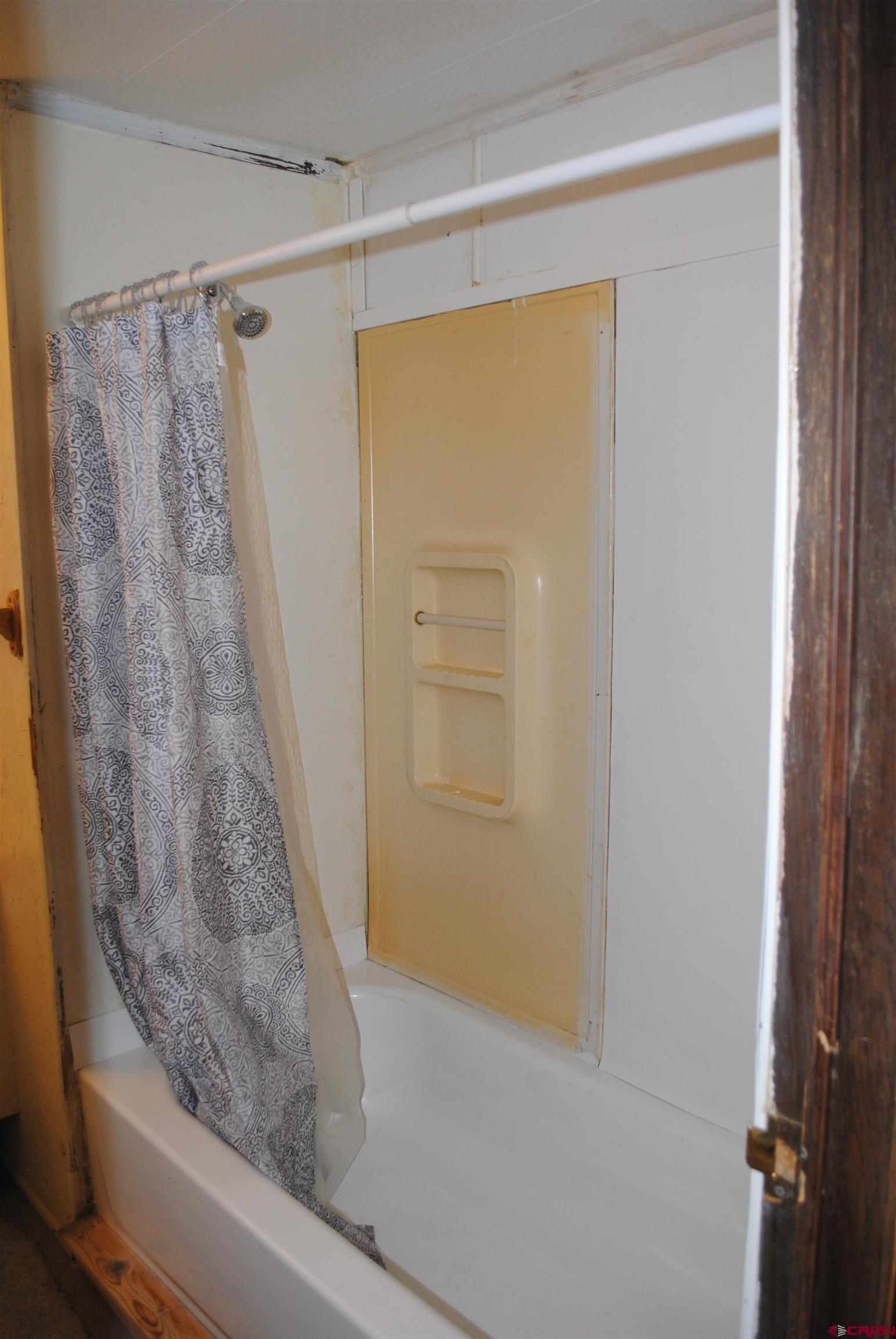 160 Reeder Mesa Road Whitewater, CO 81527 - Photo 11 of 22 a bathroom with a shower