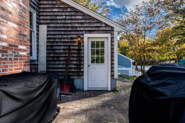 a view of house with a outdoor space