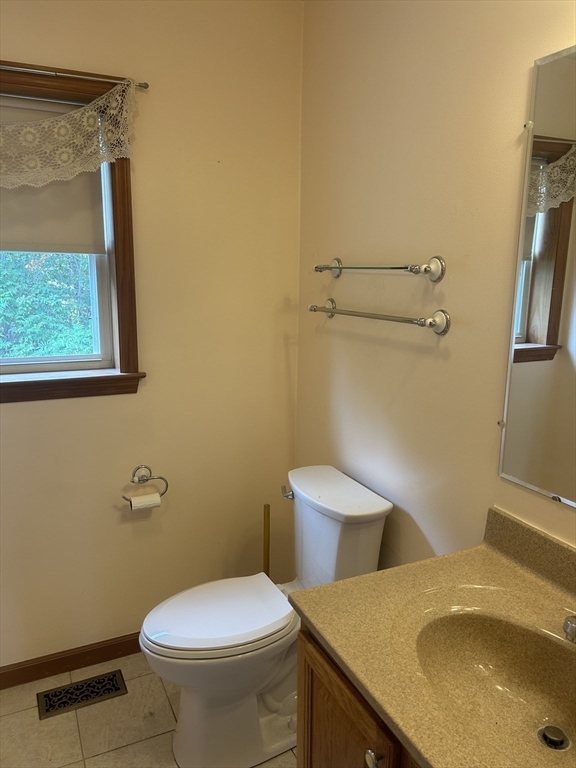 23 Arrowsic Street Worcester, MA 01606 - Photo 14 of 33 Gallery Image 14