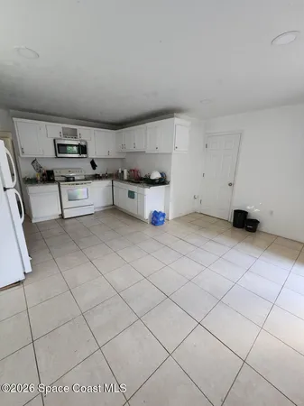 $1,500 | 1066 Galty Circle Northeast, Palm Bay, FL 32905