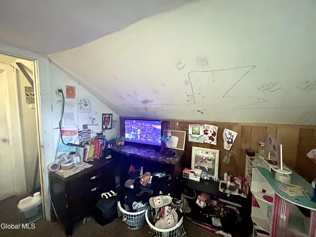 $125,000 | 1913 Greenpoint Avenue, Rotterdam, NY 12303