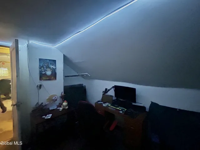 $125,000 | 1913 Greenpoint Avenue, Rotterdam, NY 12303