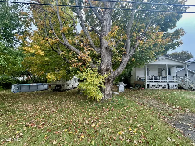 $125,000 | 1913 Greenpoint Avenue, Rotterdam, NY 12303