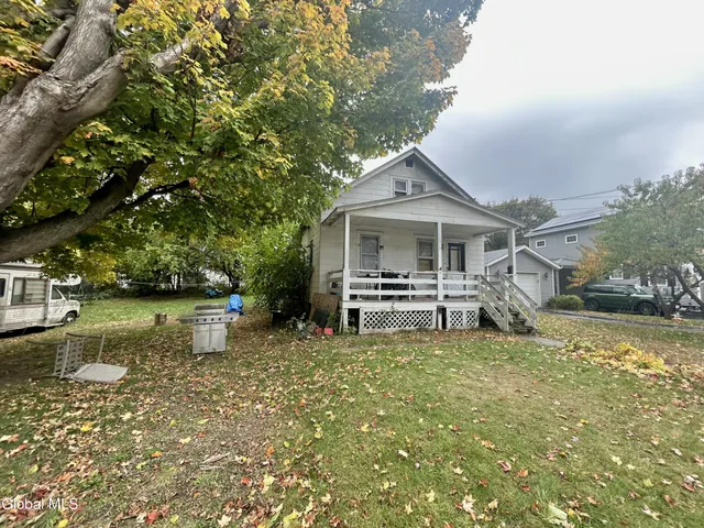 $125,000 | 1913 Greenpoint Avenue, Rotterdam, NY 12303