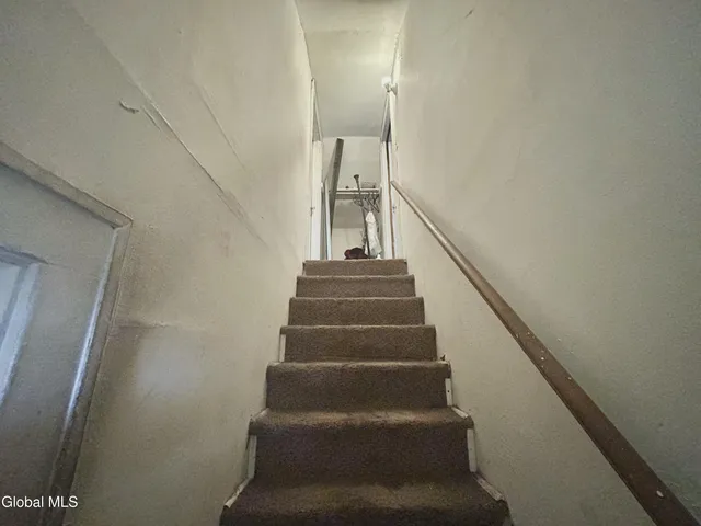 $125,000 | 1913 Greenpoint Avenue, Rotterdam, NY 12303