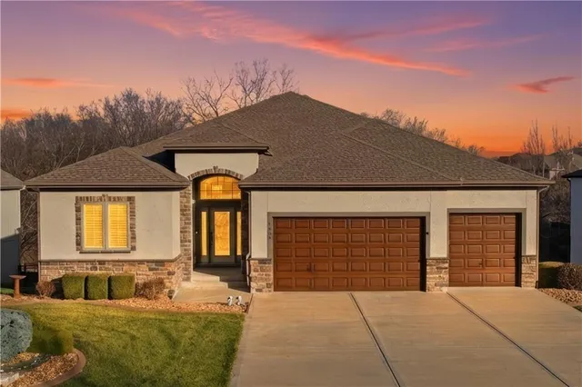 $684,900 | 1808 Northeast Parks Summit Blvd., Lee's Summit, MO 64064