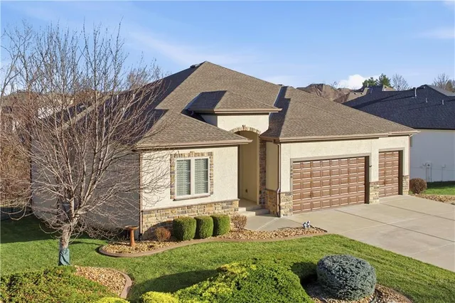 $684,900 | 1808 Northeast Parks Summit Blvd., Lee's Summit, MO 64064