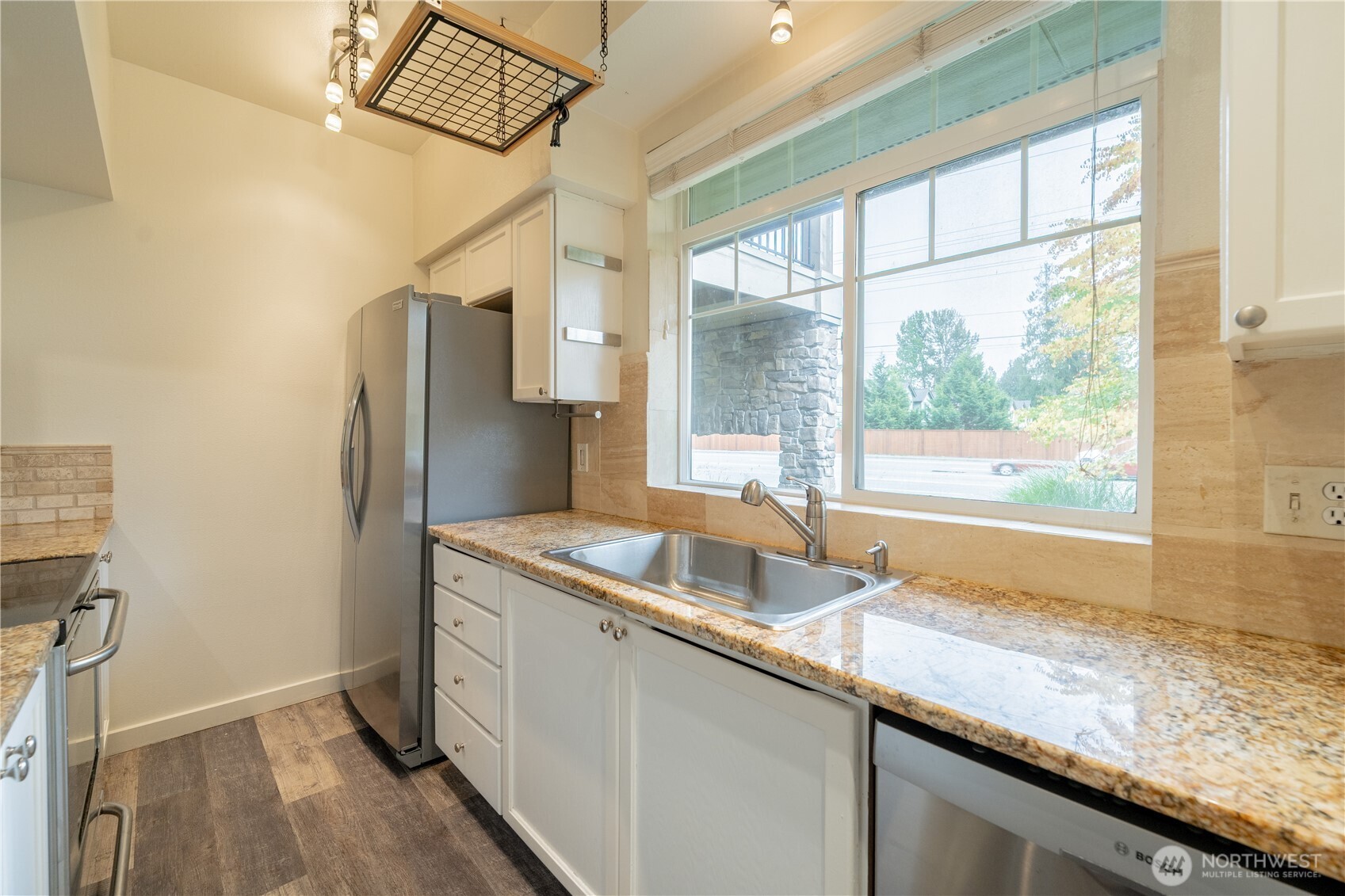 18930 Bothell Everett Highway, Unit E203 Bothell, WA 98012 - Photo 9 of 37 Gallery Image 9