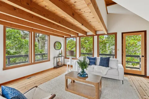 $2,998,000 | 10 Miwok Way, Inverness, CA 94937